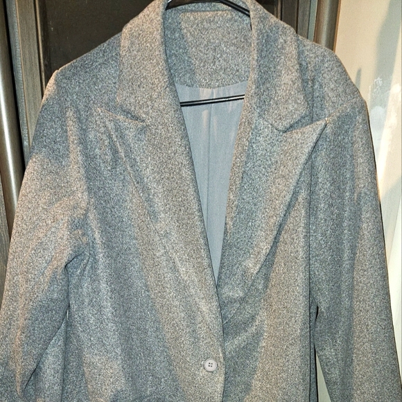 TRENCH COAT - Picture 1 of 3